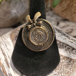 Antique Gold and Black Hat Ring